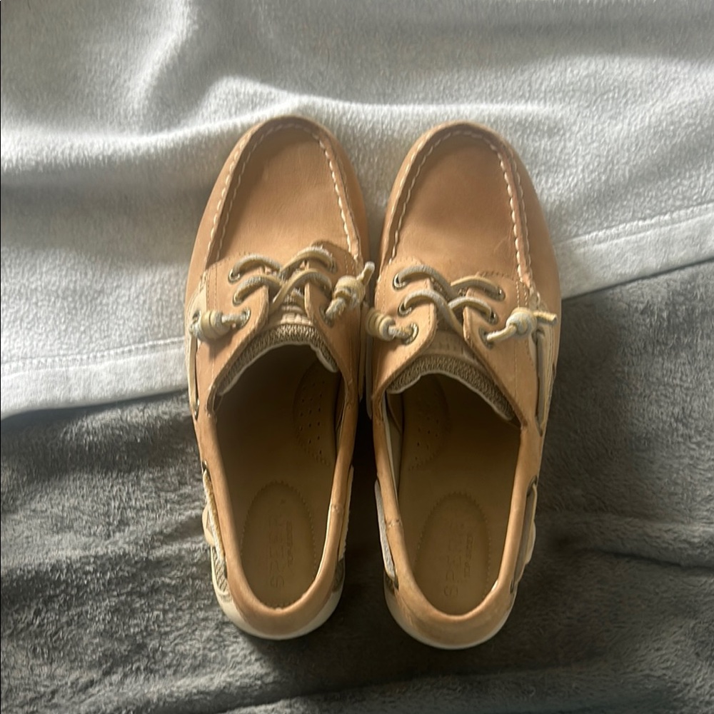 Sperry Women’s Light Brown Boat Shoes